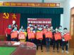 Trao quà cho HS có HCKK nhân dịp tết Nguyên đán Nhâm Dần 2022